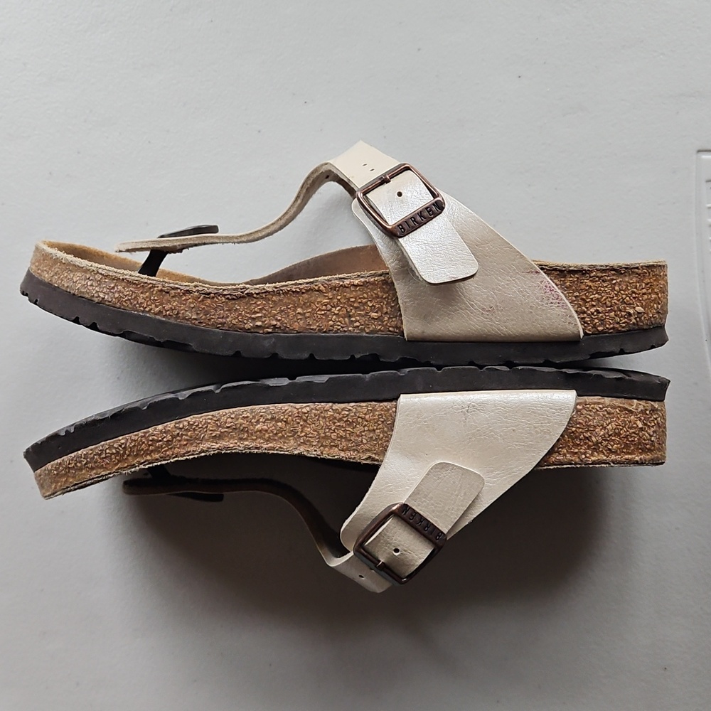 Birkenstock Light Cream Sandals Size 7 Womens - Picture 6 of 13